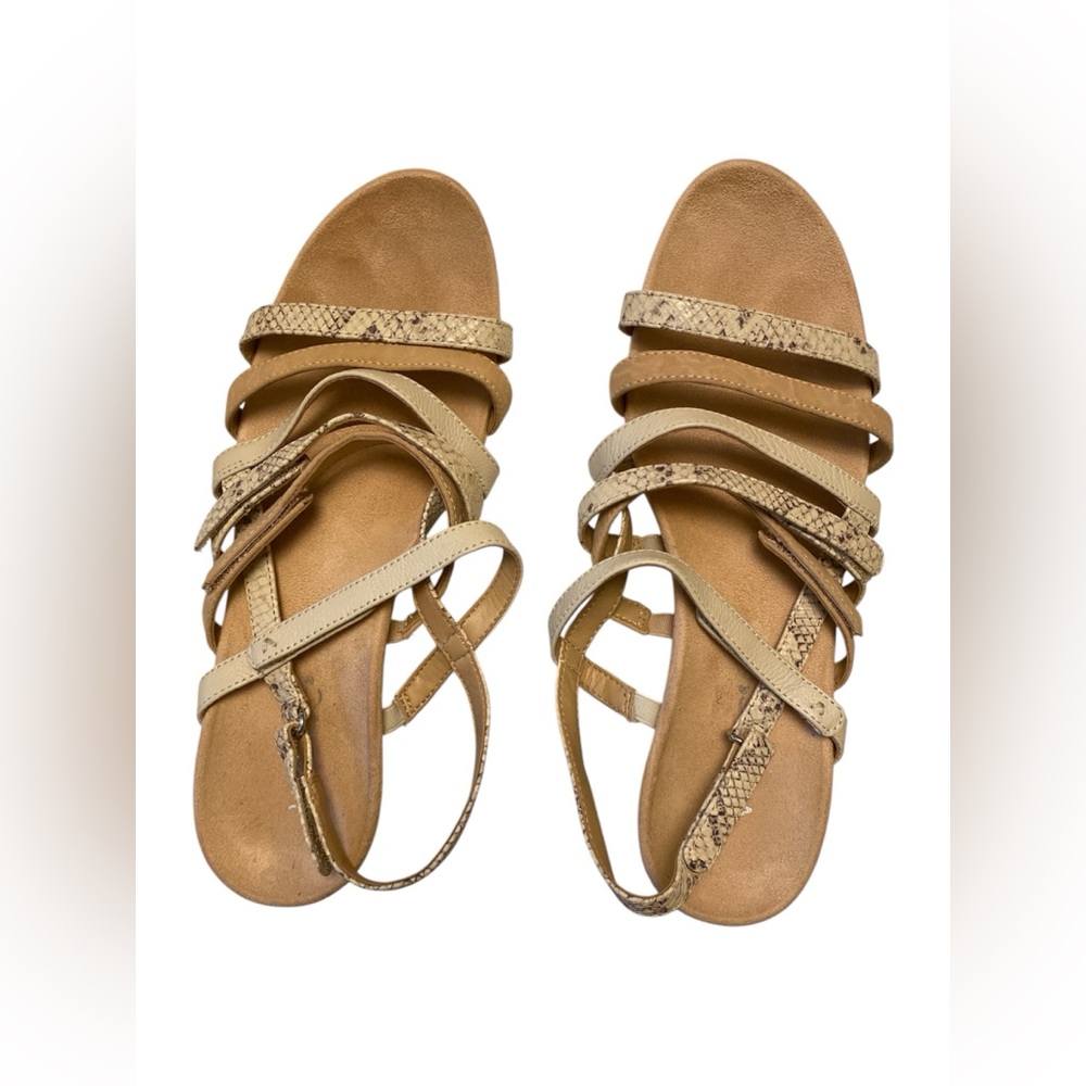 Vionic Multi Strap Wedge Sandals Tess Cream EUC